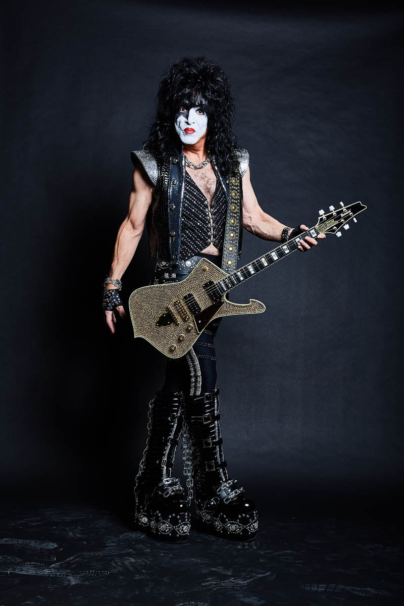 KISS 11