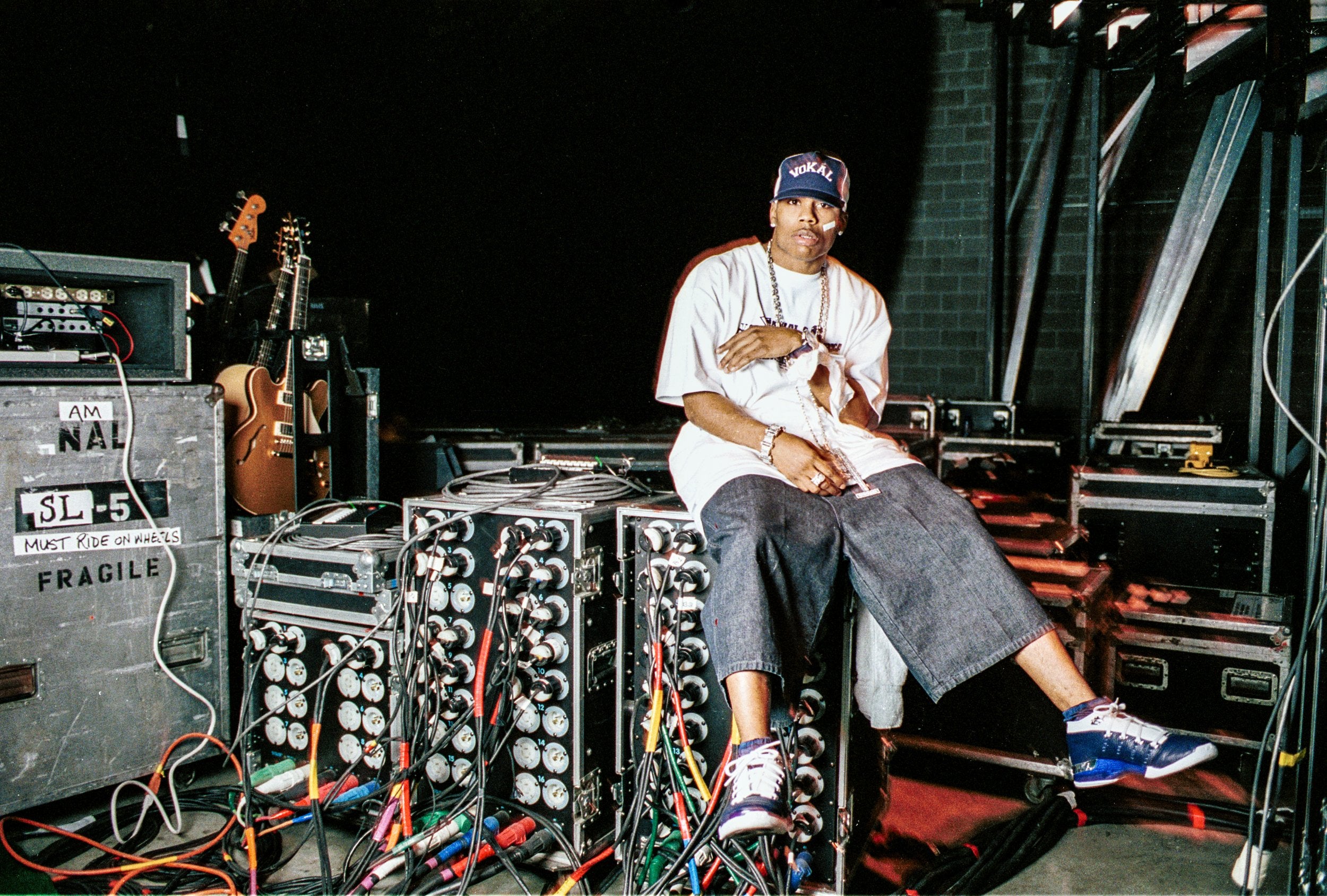 Nelly, Backstage